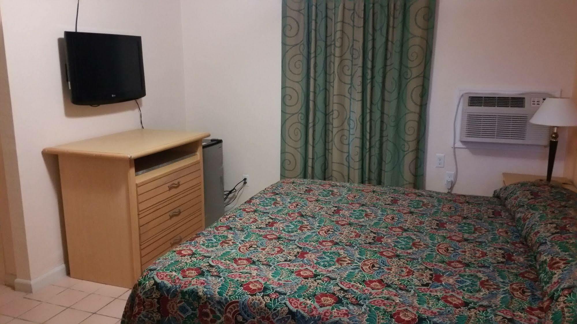 Travelers Inn - Clearwater Ngoại thất bức ảnh